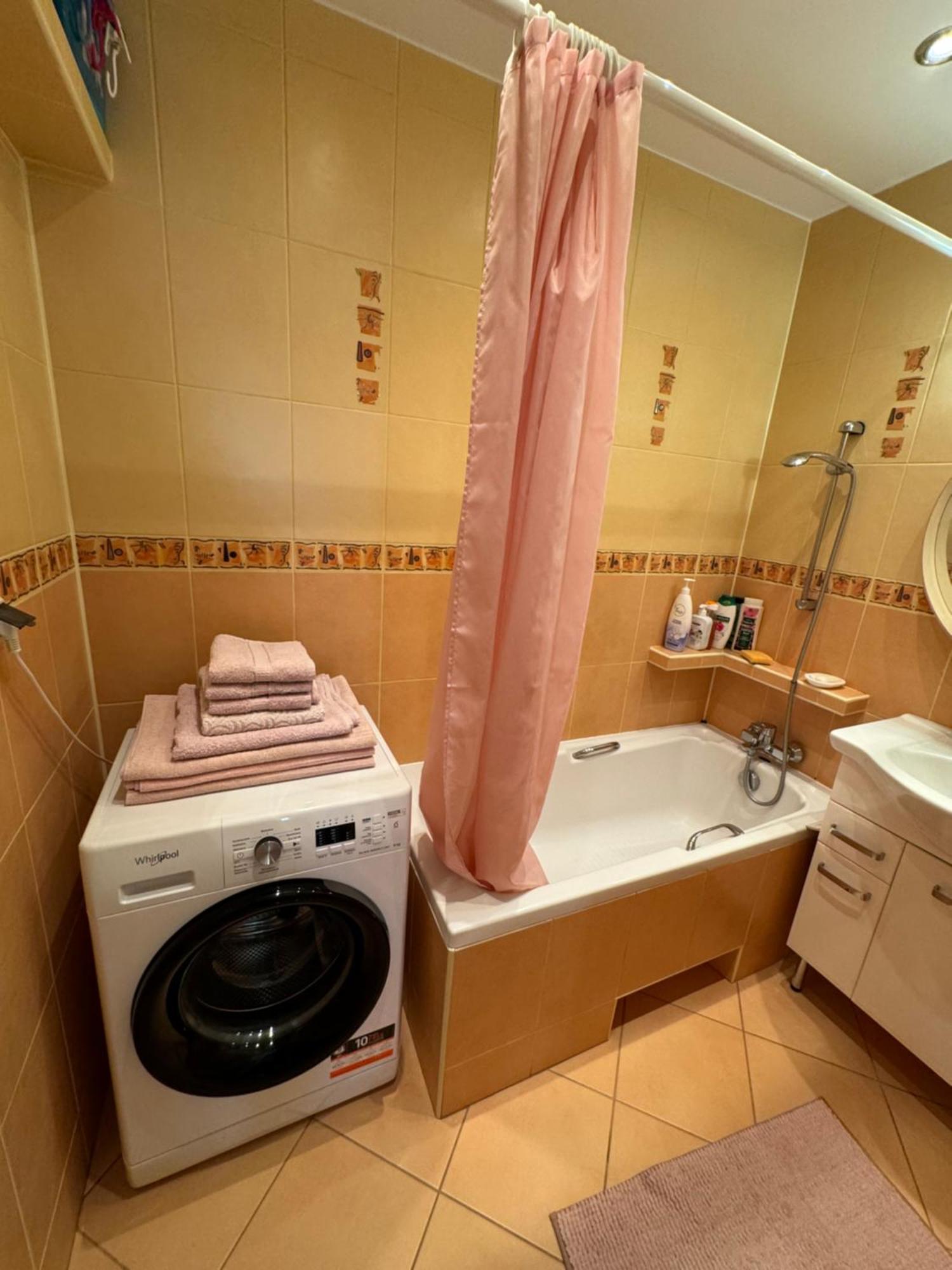 Wygodny Apartament Dla Rodziny 3-5 Osobowej Lejlighed Warszawa Eksteriør billede
